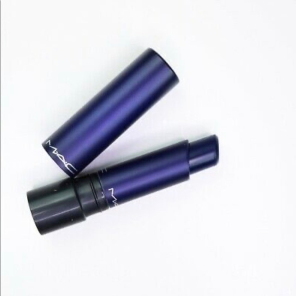 Mac liptensity blue beat lipstick